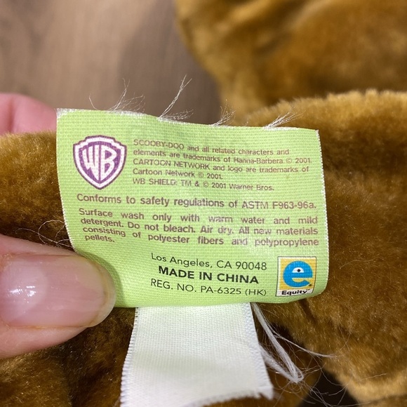 Scooby Doo Vintage Brown Plush Stuffed Animal lying flat - Picture 6 of 13